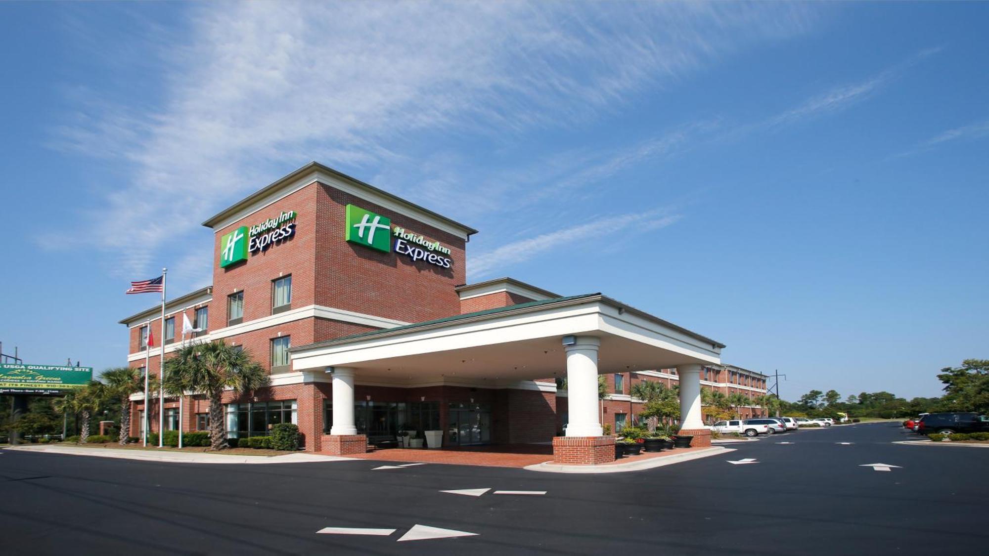 Holiday Inn Express Leland - Wilmington Area By Ihg Exterior foto